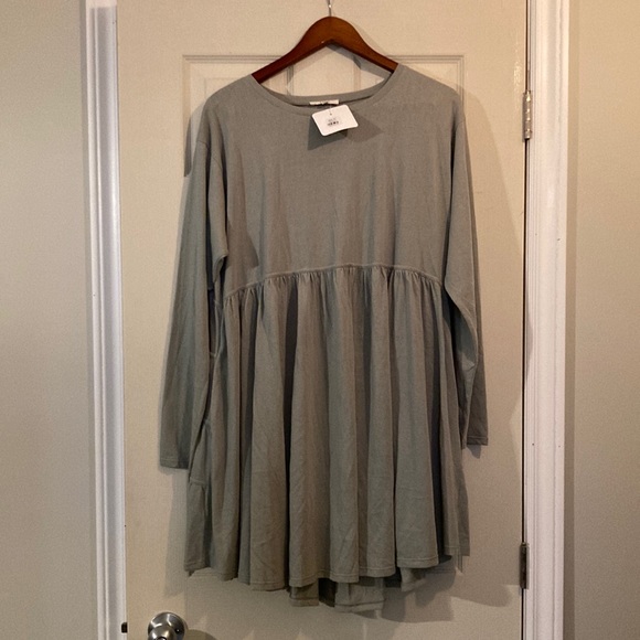 NWT Easel Babydoll Tunic - Picture 1 of 3